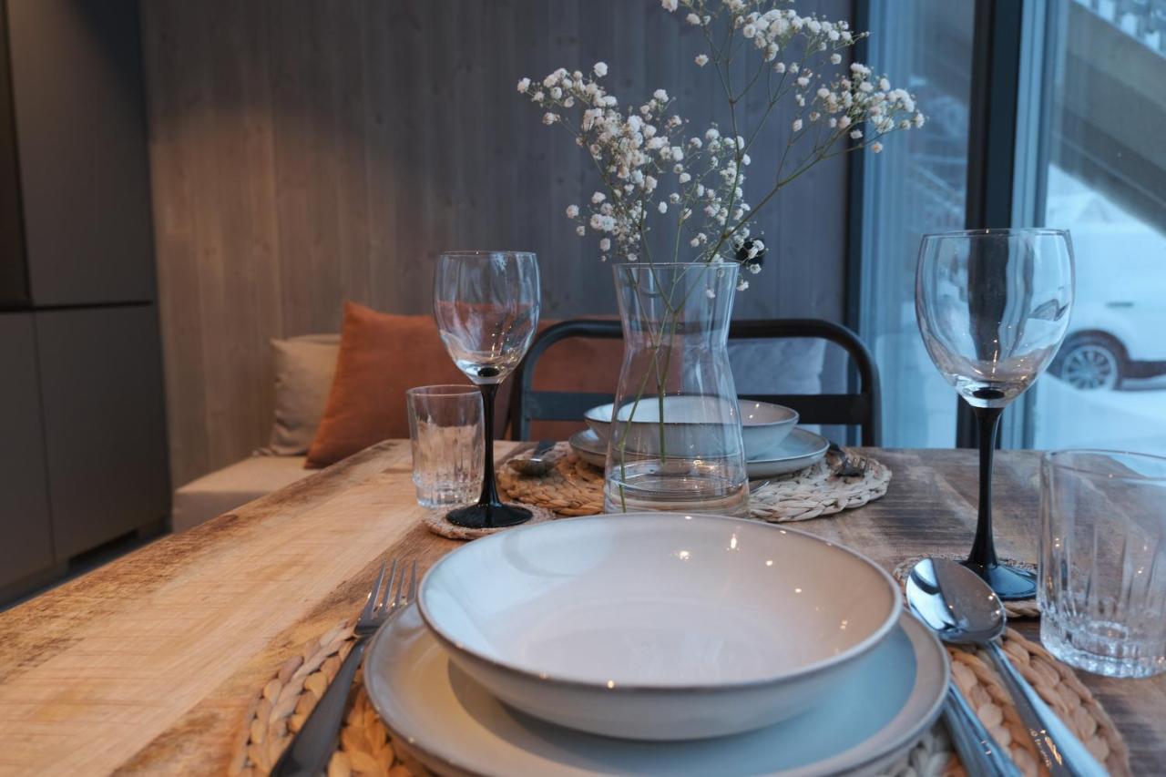 Modern Apartment In เฮนนิงวาสร์ ภายนอก รูปภาพ